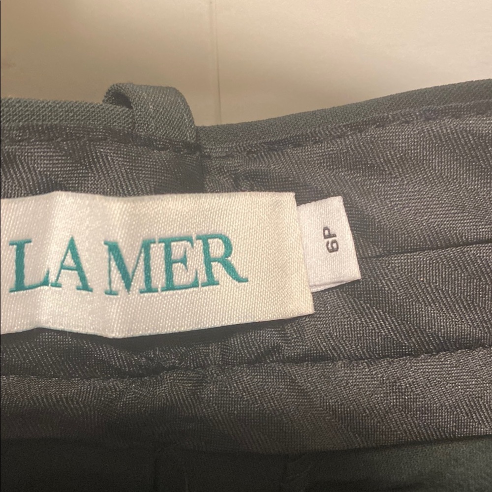 La Mer Gray Electronics Accessory